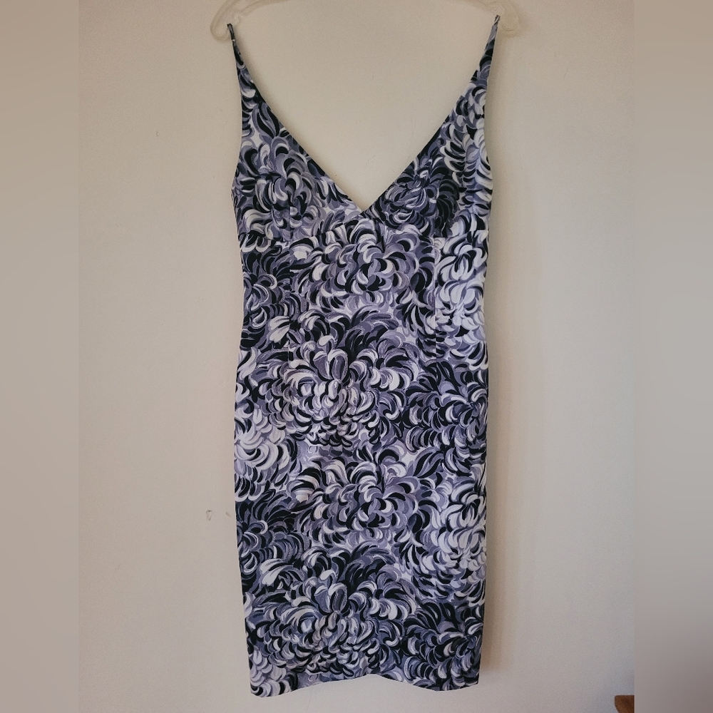Milly of New York Black and White Sleeveless V-Neck Slip Midi Dress